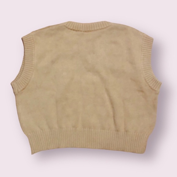 Lisa Simpson embroidered knit sweater vest by The Simpsons - Picture 2 of 5